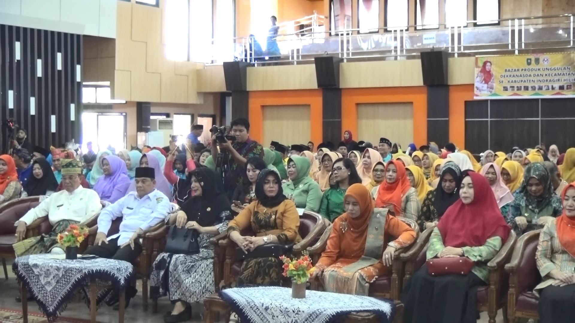 Launching Listrik Desa buat 17 desa terpencil di 5 kabupaten/kota di Riau bersama Wakil Gubernur Riau H Edy Natar Nasution dan GM PLN Wilayah Riau Kepri Irwansyah